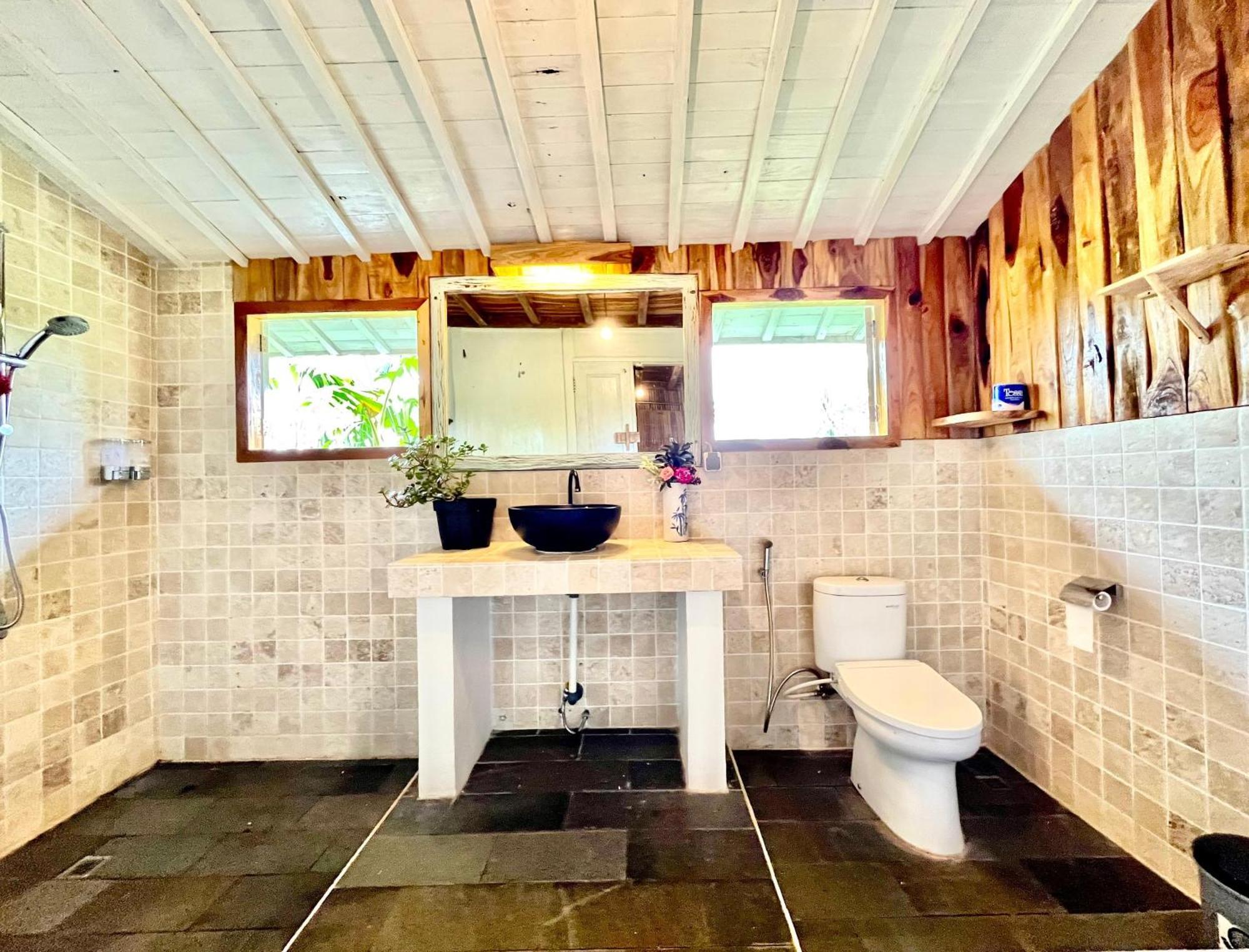 Pondok Is Oke Villa Scenic View Баньюванги Экстерьер фото