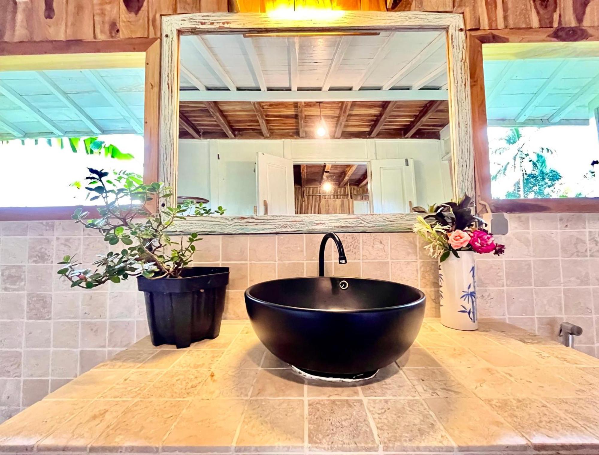 Pondok Is Oke Villa Scenic View Баньюванги Экстерьер фото